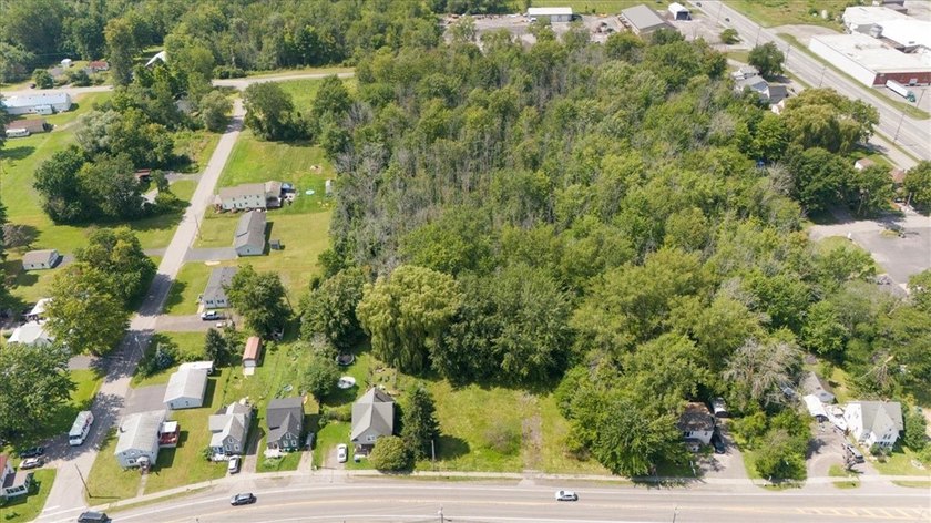 Excellent Opportunity with this C1 Zoning (which is attached) - photo 13