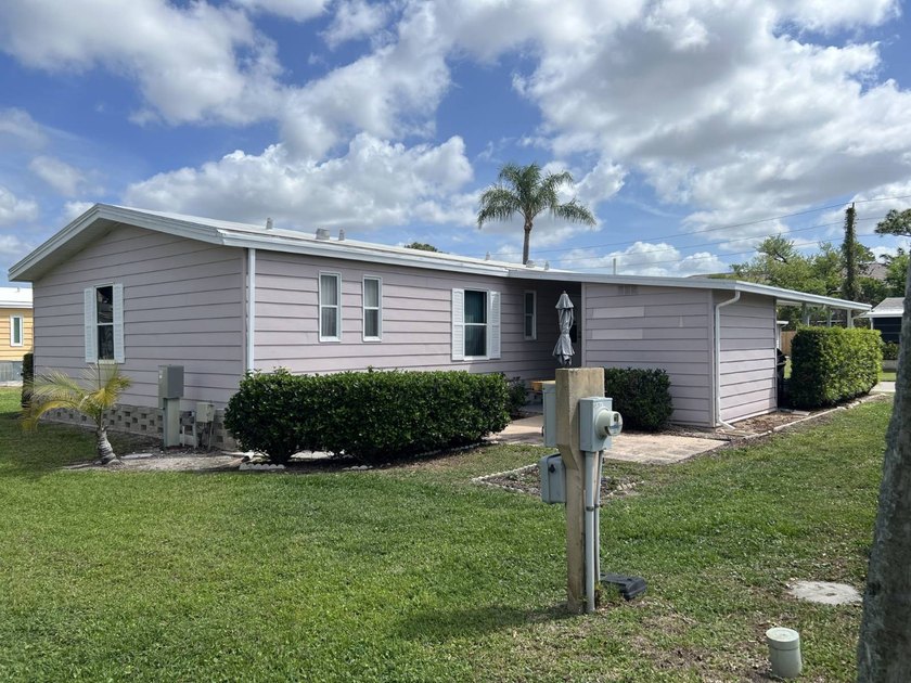 Start Your New ADVENTURE ~ 3 Months LOT Rent INCLUDED! This - photo 5