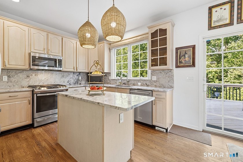 Welcome to Ridgebury Hills a rare opportunity in a community - photo 8
