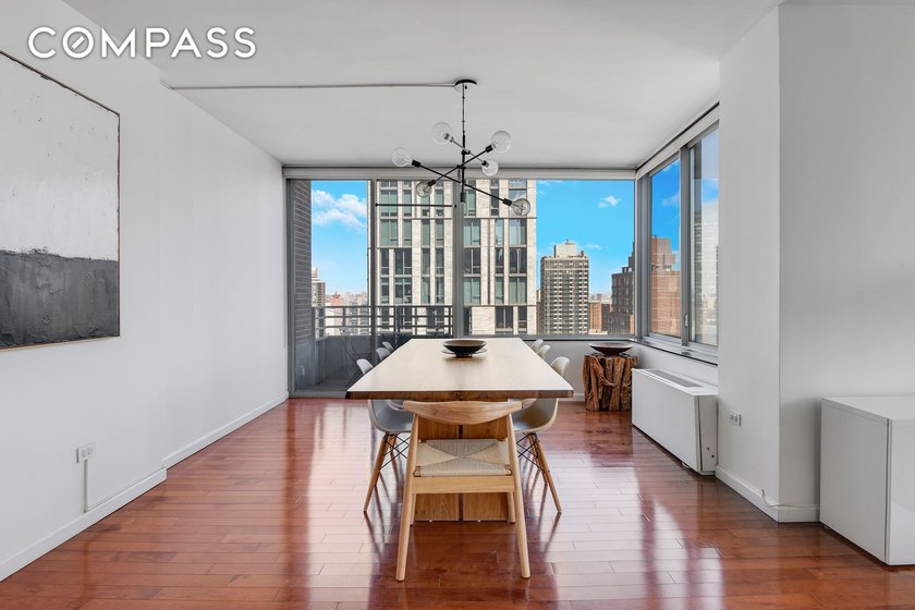 W?elcome to this beautiful? convertible three-bedroom - photo 8