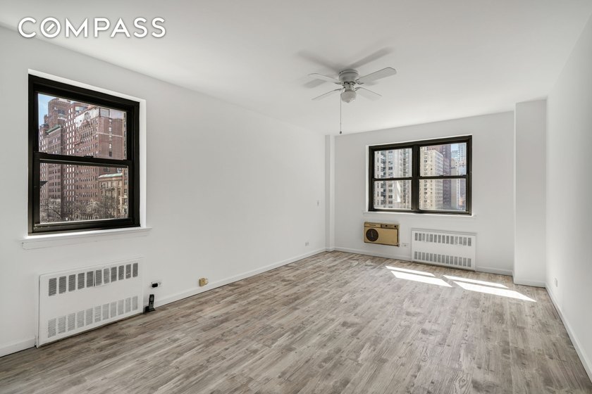 Spacious, bright and pet-friendly 2 bedroom is now available in - photo 10