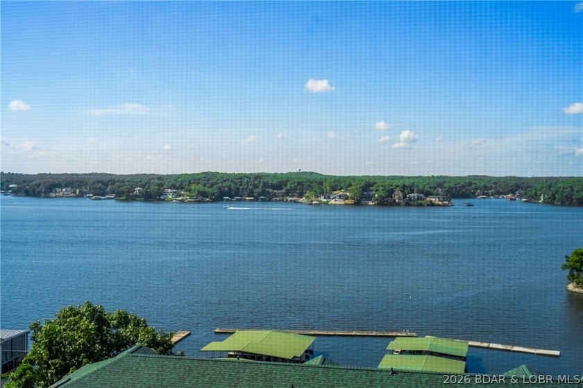Welcome to your lake get away!! Check out this completely - photo 28