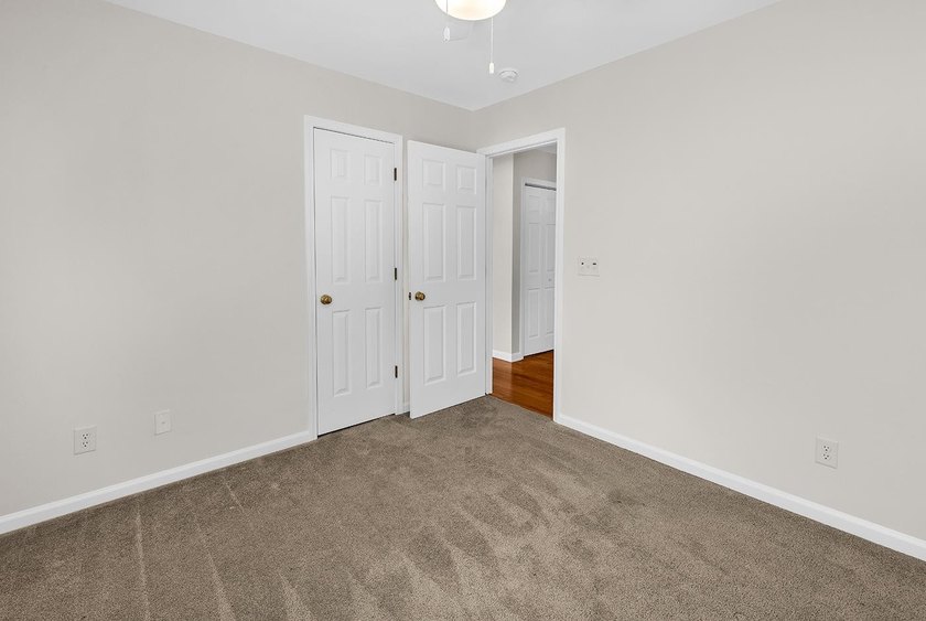 Welcome home to this charming 3-bedroom, 2-bath cottage-style - photo 21