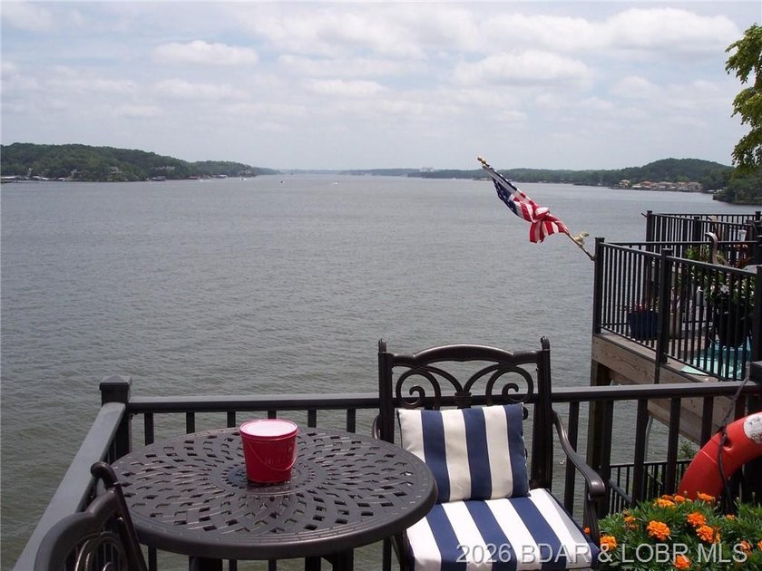 Spectacular views for miles from the top floor of Sunrise Ridge - photo 45