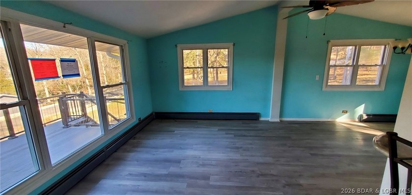3 Bedroom, 2 bath home with unfinished basement for storage or - photo 6