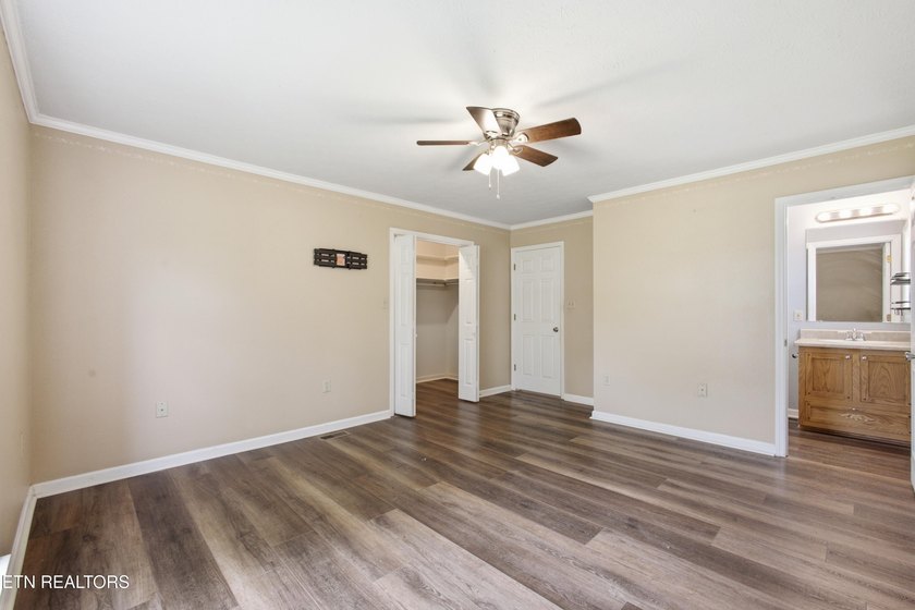 Location, Space &amp; Updates - This One Has It All! Don't miss this - photo 22