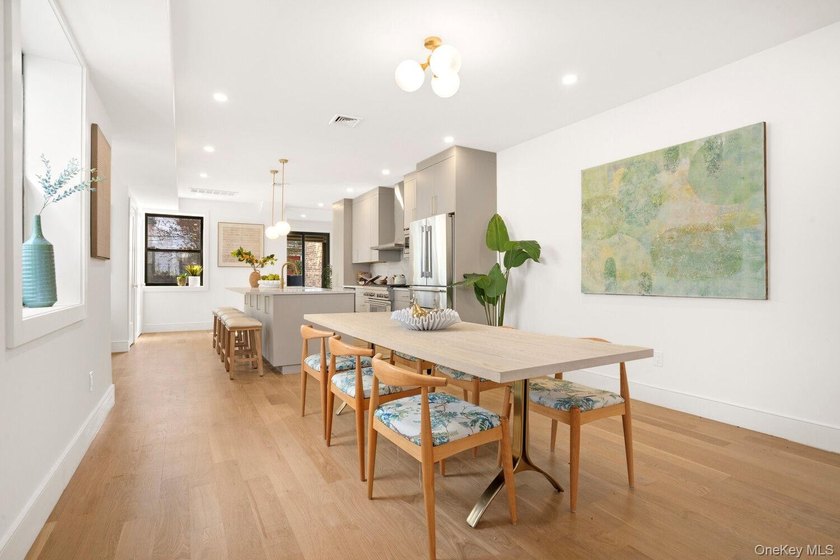 Perfectly positioned in the heart of Prospect Lefferts Gardens - photo 2