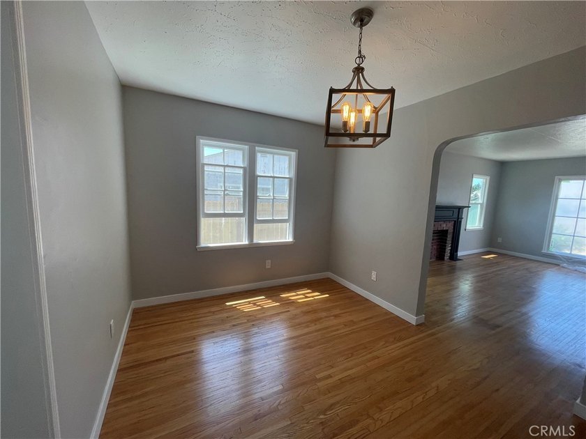 Great location to live in one and rent the other or rent out - photo 6