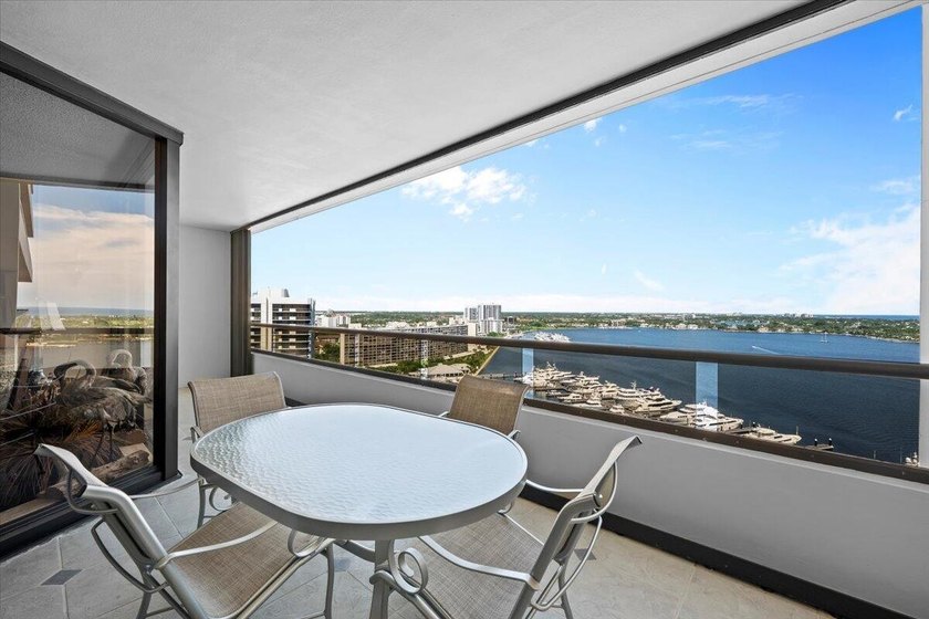 Experience refined coastal living in this beautifully updated - photo 26