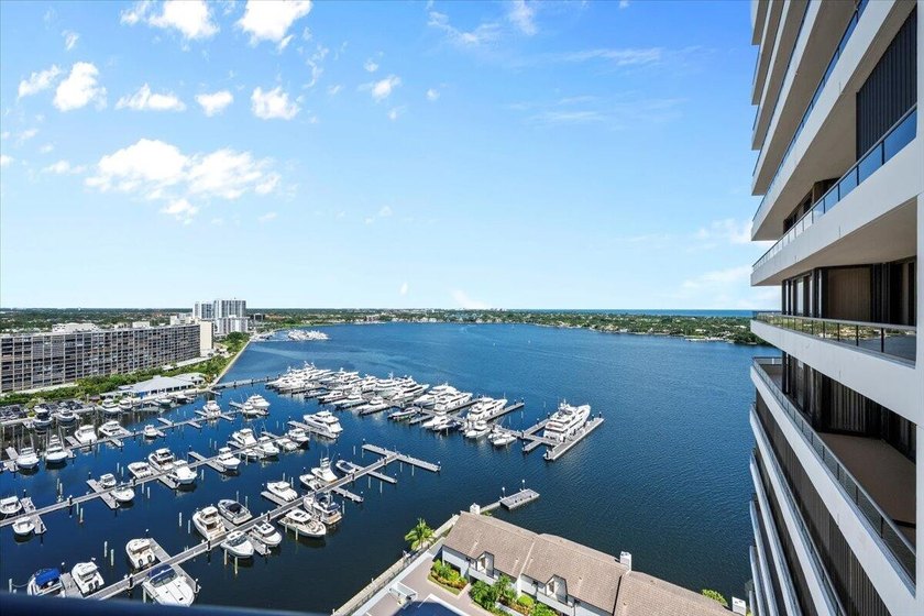 Experience refined coastal living in this beautifully updated - photo 28