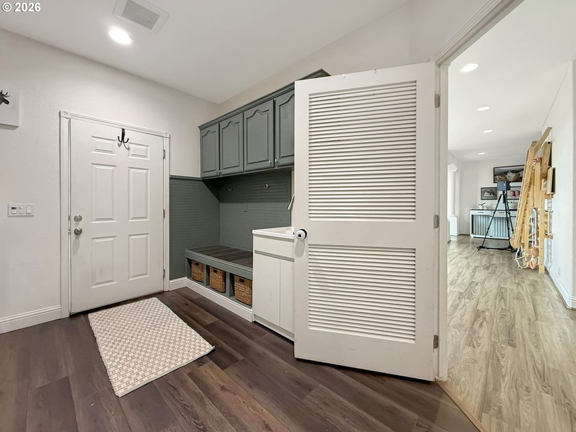 Welcome to your coastal retreat, a custom energy-efficient home - photo 44