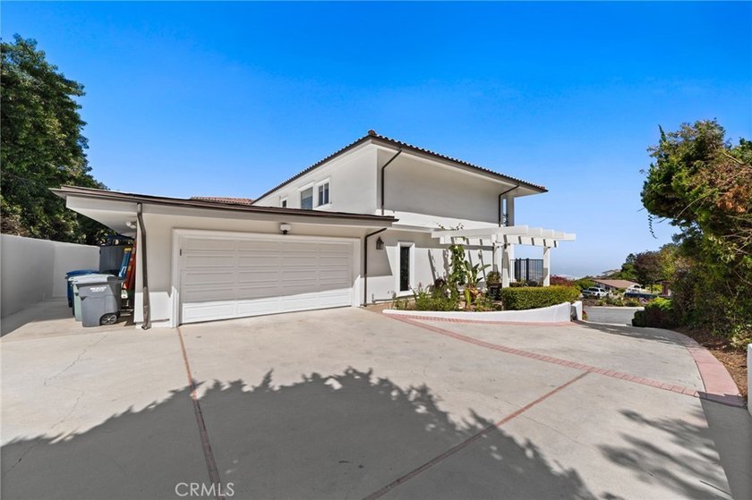 Welcome to 29603 Highpoint Road - Where the Coast Meets Elevated - photo 11