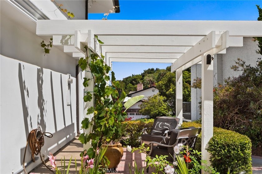 Welcome to 29603 Highpoint Road - Where the Coast Meets Elevated - photo 12