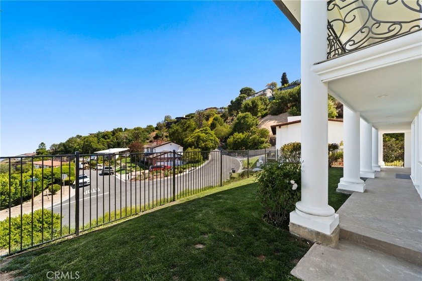 Welcome to 29603 Highpoint Road - Where the Coast Meets Elevated - photo 19