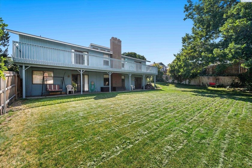 MLS# 288429 Welcome home to this classic 1978-built residence in - photo 28