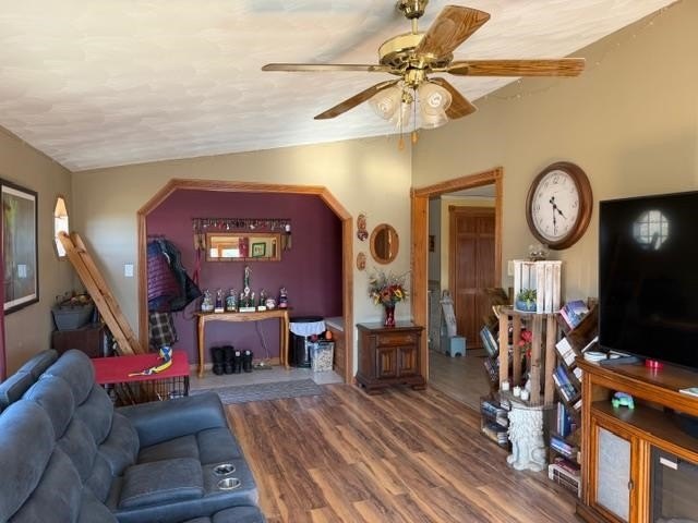This charming and beautifully updated 1988 doublewide - photo 7