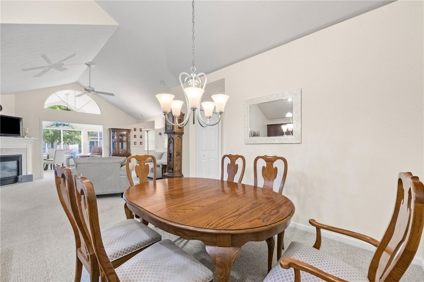 Estate No PCD!! Sensational 2 bedroom, 2 full bath Ranch - photo 18