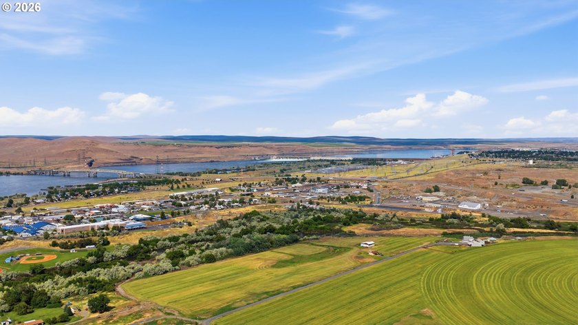 Build your vision on this BEAUTIFUL lot! Offering expansive view - photo 10