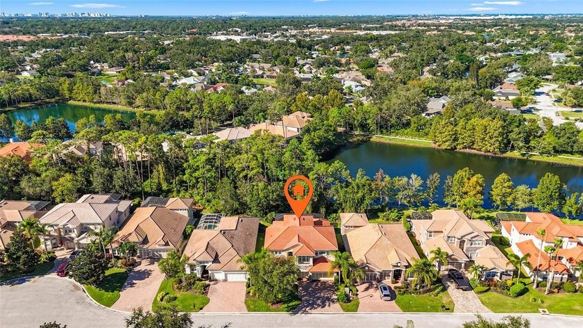 This beautifully updated 5-bedroom, 4-bathroom residence has - photo 51