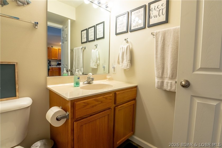 Don't miss your opportunity to own a beautifully furnished - photo 16
