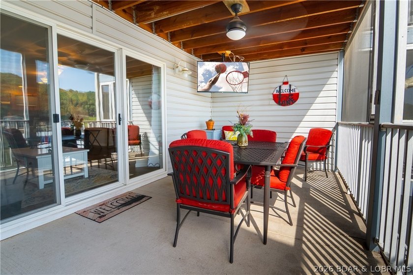 Don't miss your opportunity to own a beautifully furnished - photo 32