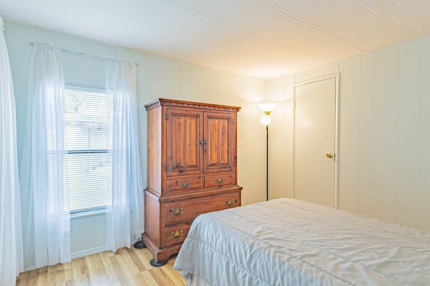 BUY WITH CONFIDENCE - MAKE AN OFFER NOW! SELLER IS WILLING TO - photo 37