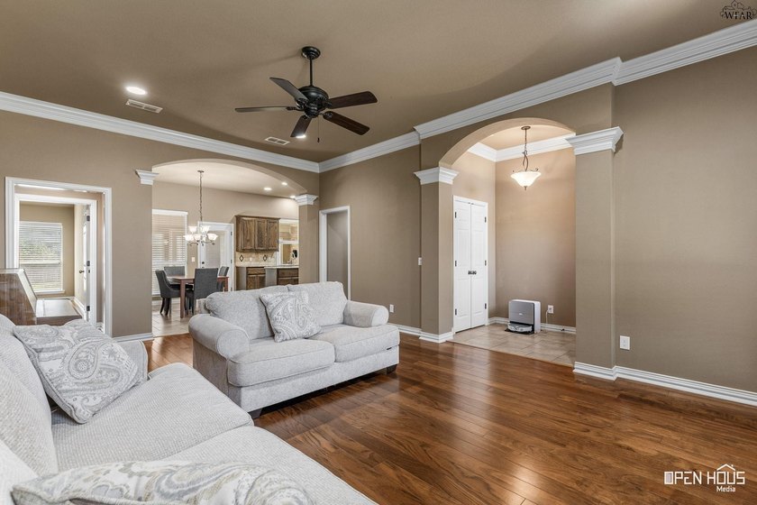 Beautiful 3-bedroom, 2-bath, 2-car garage home featuring - photo 6