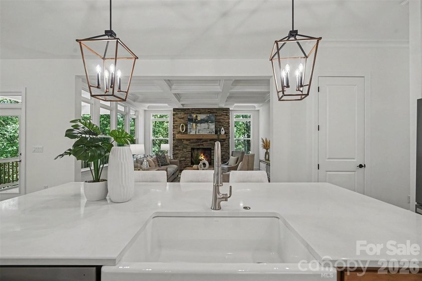 Move-in ready new construction in the gated lakefront community - photo 9