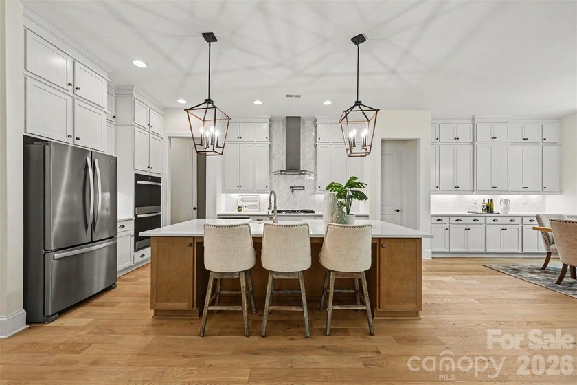 Move-in ready new construction in the gated lakefront community - photo 10