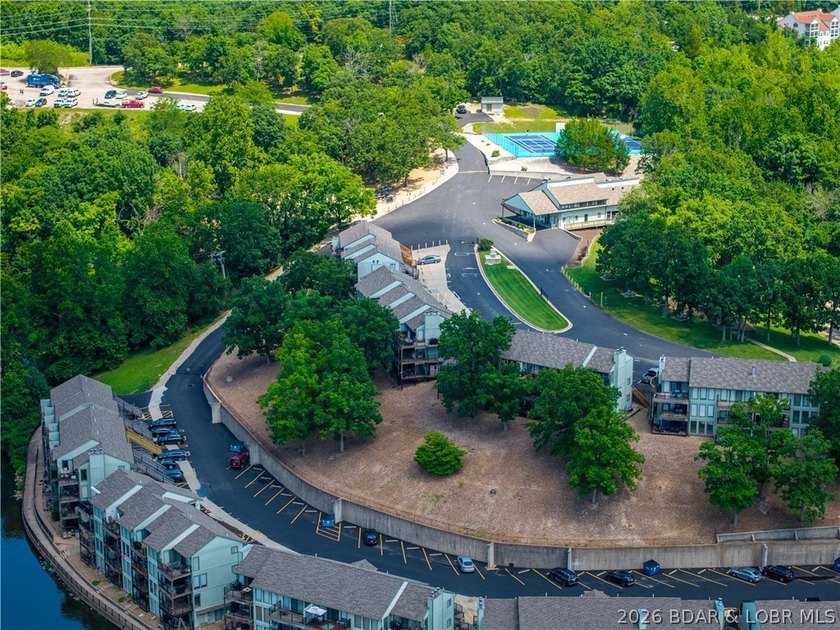Whether you're looking for the perfect Lake of the Ozarks - photo 48