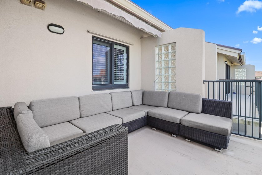 Best buy!!!! Enjoy this most desirable Bluffs Marina penthouse - photo 24
