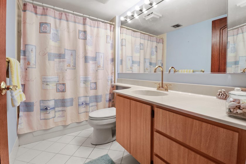 Best buy!!!! Enjoy this most desirable Bluffs Marina penthouse - photo 25