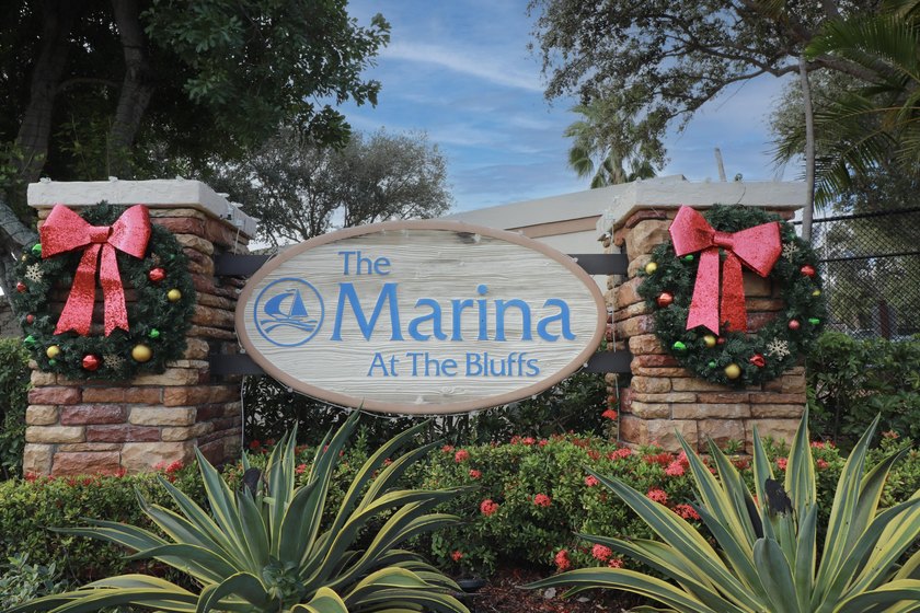 Best buy!!!! Enjoy this most desirable Bluffs Marina penthouse - photo 26