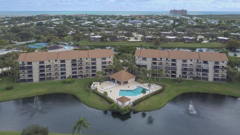 Best buy!!!! Enjoy this most desirable Bluffs Marina penthouse - photo 32