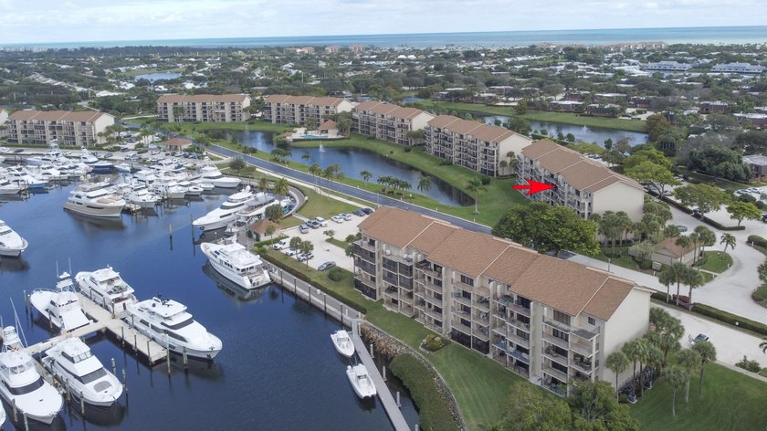 Best buy!!!! Enjoy this most desirable Bluffs Marina penthouse - photo 35