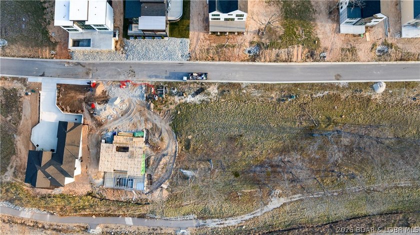 Welcome to Harpers Cov- Osage Beach's newest Lakefront - photo 5