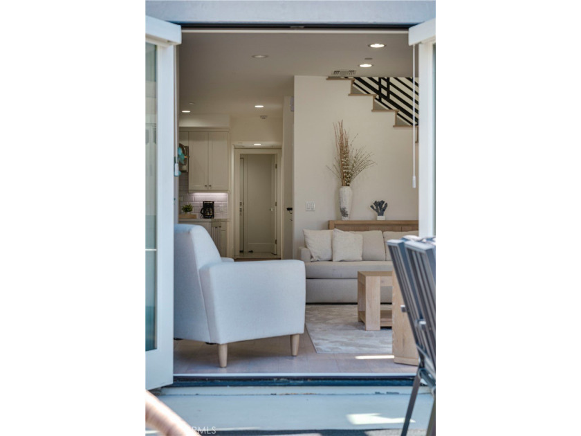 Positioned perfectly, In the coveted Flower Streets of Corona - photo 21