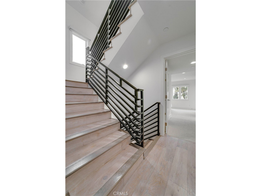 Positioned perfectly, In the coveted Flower Streets of Corona - photo 43