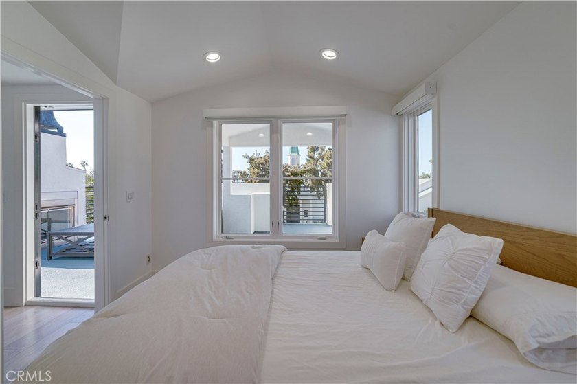 Positioned perfectly, In the coveted Flower Streets of Corona - photo 44