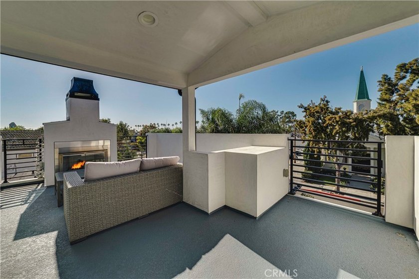 Positioned perfectly, In the coveted Flower Streets of Corona - photo 45
