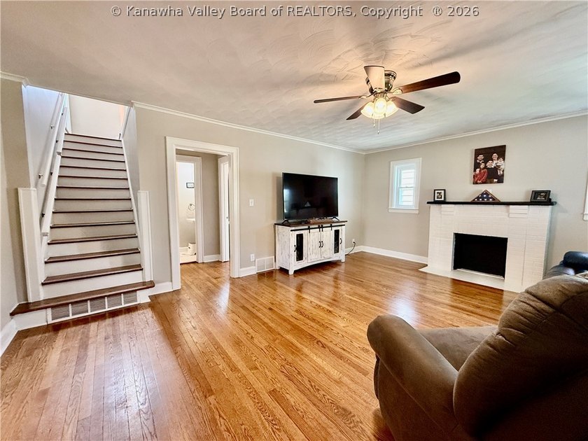 Move-in ready and offering exceptional flexibility, this Nitro - photo 6