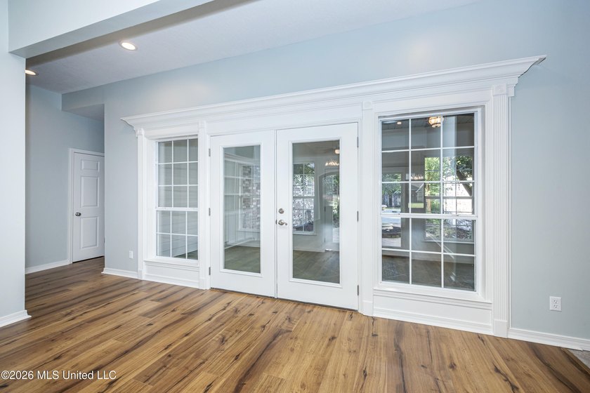 Welcome to 5601 Woody End in Ocean Springs - a beautifully - photo 20