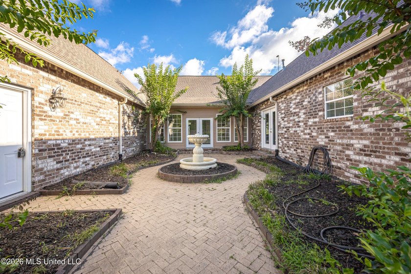 Welcome to 5601 Woody End in Ocean Springs - a beautifully - photo 30