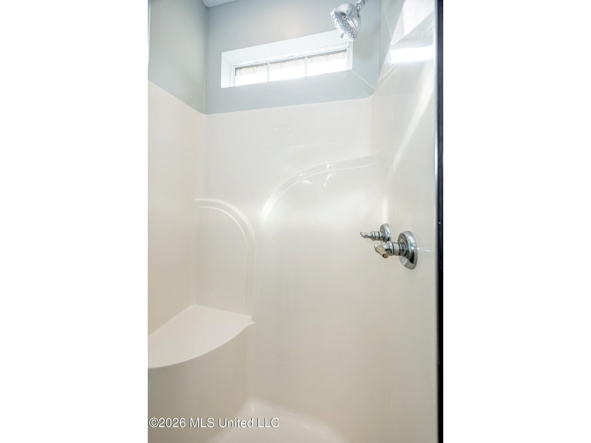 Welcome to 5601 Woody End in Ocean Springs - a beautifully - photo 42