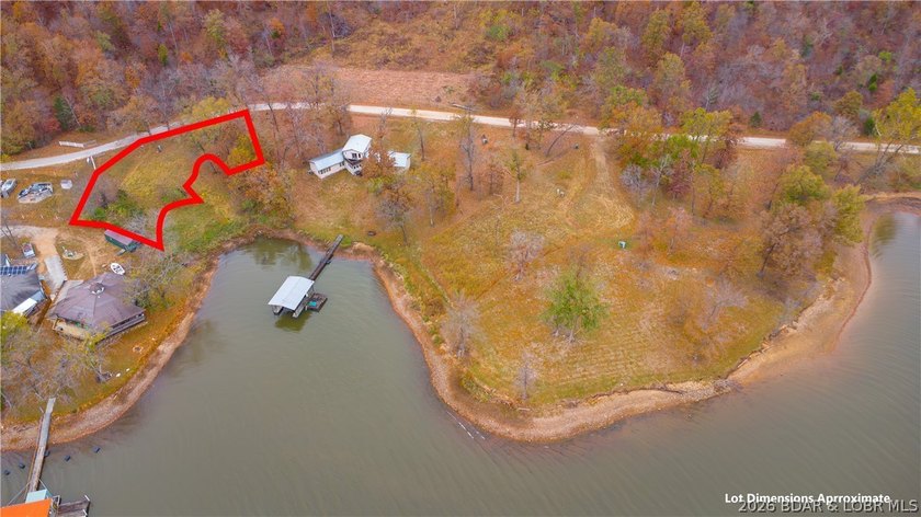 An extraordinary development opportunity in a lake area gated - photo 6