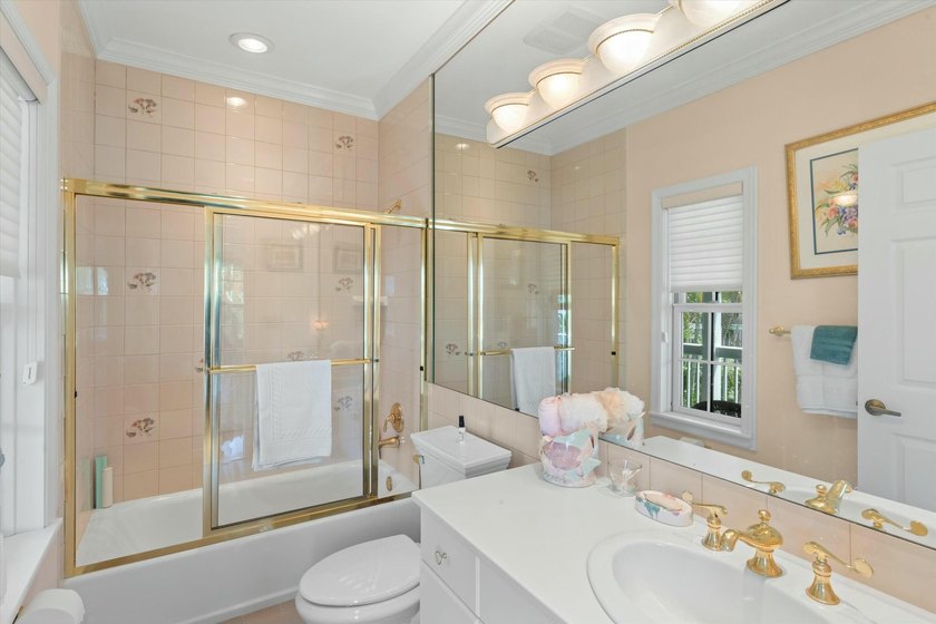 Surprising water views combined with maximum privacy are the - photo 48