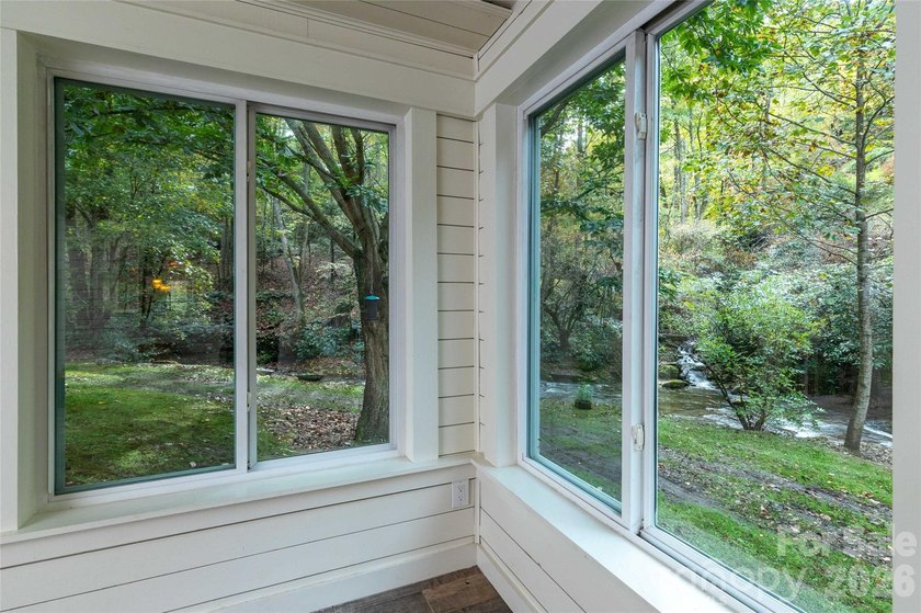 Completely updated 3 bedroom, 2 bath home on 2.55 private acres - photo 8