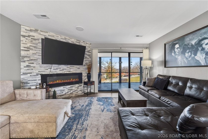 TURNKEY AND SO SPACIOUS!!! Seller willing to cover 6 months of - photo 5