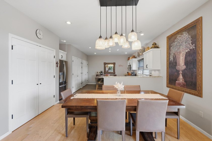 Showings begin 7/23. Opportunities like this don't come along - photo 14