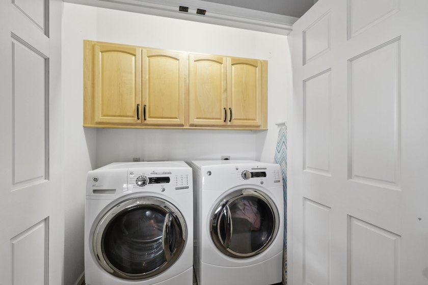 Showings begin 7/23. Opportunities like this don't come along - photo 41